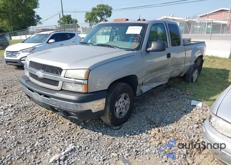 2003 Chevrolet Silverado K1500 z USA, uszkodzony, nr VIN 2GCEK19T831405373